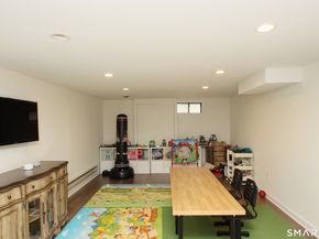 78 Sturbridge Road, Easton CT 06612