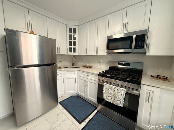 91 Strawberry Hill Avenue 841, Stamford CT 06902