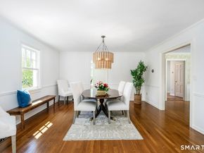 10 Queens Lane, Darien CT 06820