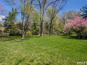 10 Queens Lane, Darien CT 06820