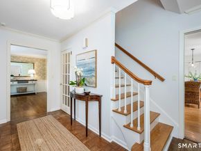 10 Queens Lane, Darien CT 06820