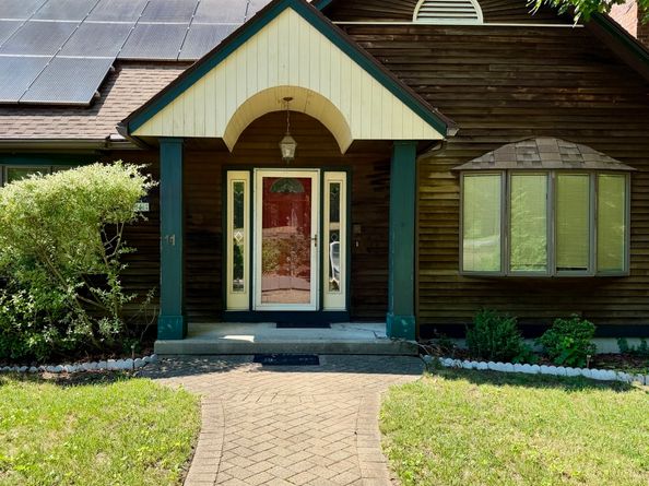 11 Circle Drive, Stratford CT 06614