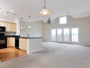 4 Daskams Lane 326, Norwalk CT 06851