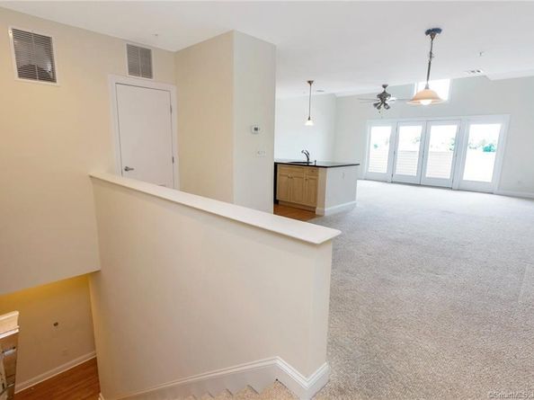 4 Daskams Lane 326, Norwalk CT 06851