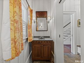 422 Scofieldtown Road, Stamford CT 06903