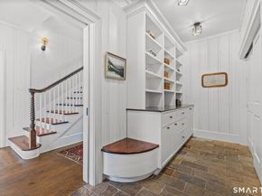 422 Scofieldtown Road, Stamford CT 06903