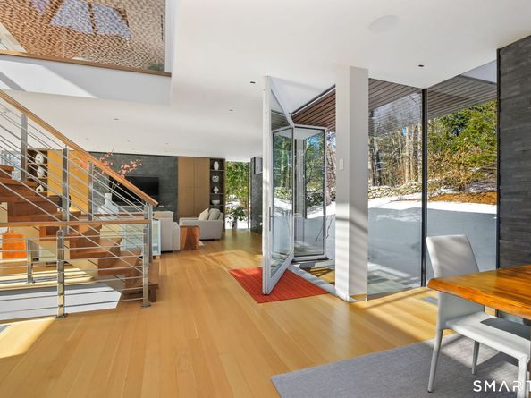 58 Lambert Road, New Canaan CT 06840