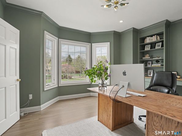 48 N Meadows Lane, Stamford CT 06903