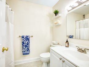 39 Maple Tree Avenue 40, Stamford CT 06906