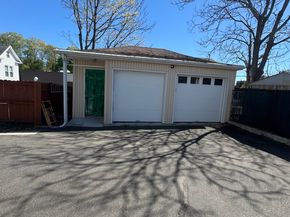 15 Montgomery Street, Danbury CT 06810