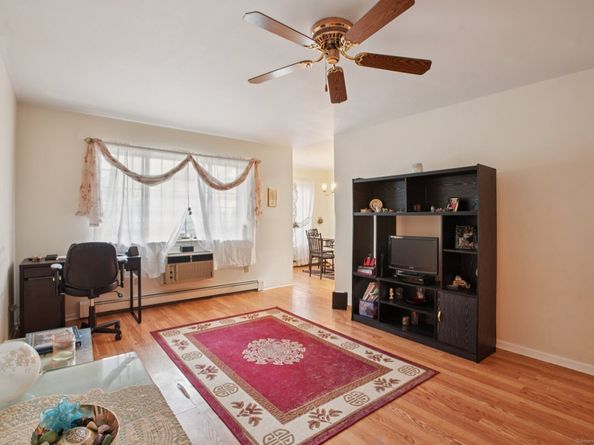 27 Teresa Place 27, Bridgeport CT 06606