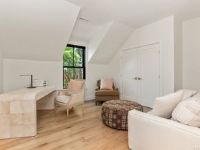 52 Garibaldi Lane, New Canaan CT 06840