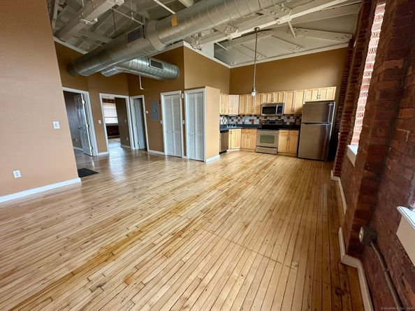 325 Lafayette Street 3303, Bridgeport CT 06604