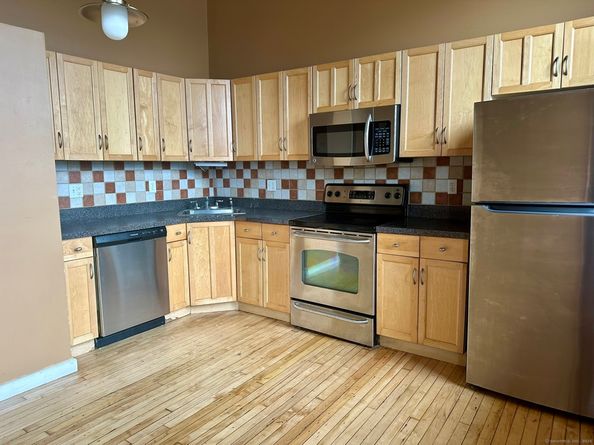 325 Lafayette Street 3303, Bridgeport CT 06604