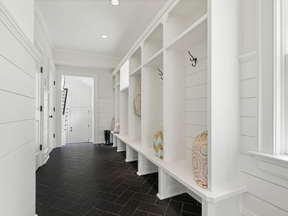 1129 Oenoke Ridge, New Canaan CT 06840