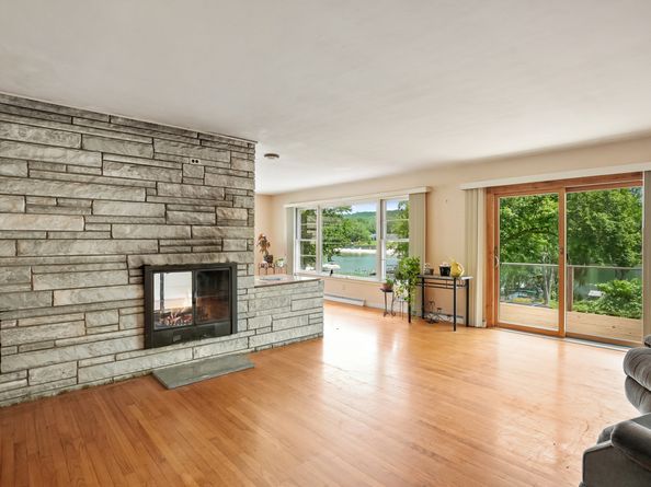 44 N Lake Shore Drive, Brookfield CT 06804