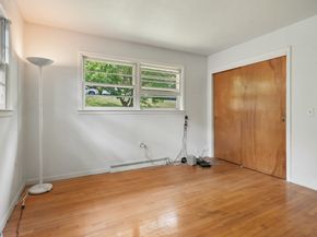 44 N Lake Shore Drive, Brookfield CT 06804