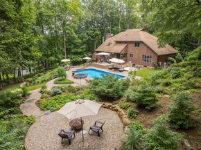 19 Pumpkin Hill Road, Trumbull CT 06611