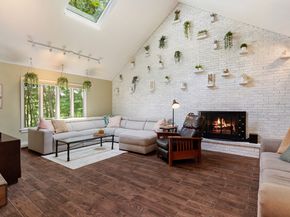 19 Pumpkin Hill Road, Trumbull CT 06611