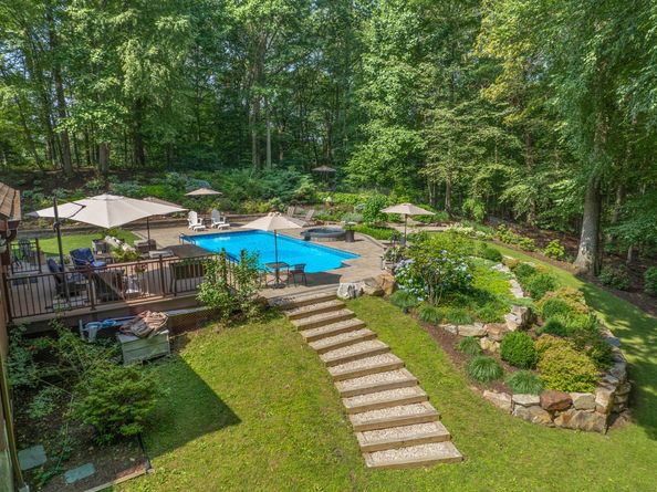 19 Pumpkin Hill Road, Trumbull CT 06611
