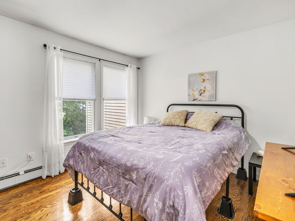 20 Oakland Avenue APT 3B, Danbury CT 06810