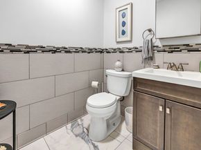 20 Oakland Avenue APT 3B, Danbury CT 06810