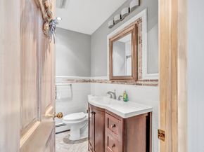 40 Walnut Street, Monroe CT 06468