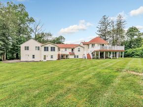40 Walnut Street, Monroe CT 06468