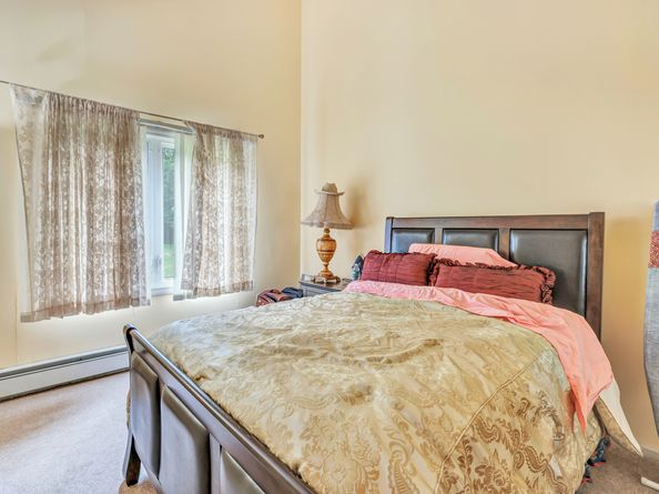 40 Walnut Street, Monroe CT 06468