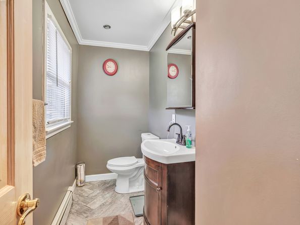 40 Walnut Street, Monroe CT 06468