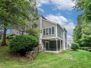 21 Great Heron Lane 21, Brookfield CT 06804