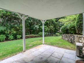 21 Great Heron Lane 21, Brookfield CT 06804