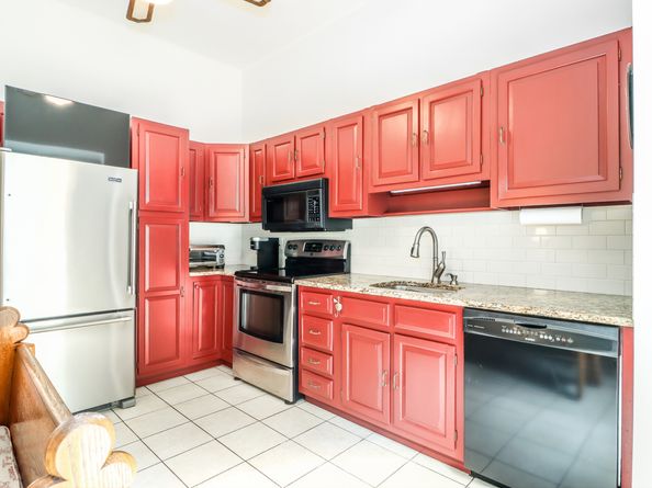 21 Lillinonah Drive, Brookfield CT 06804