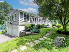 21 Lillinonah Drive, Brookfield CT 06804