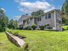 21 Lillinonah Drive, Brookfield CT 06804