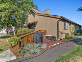 248 South Trail B, Stratford CT 06614