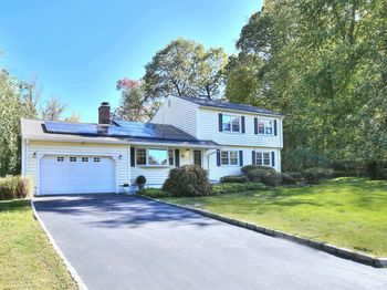 19 Woodchuck Court