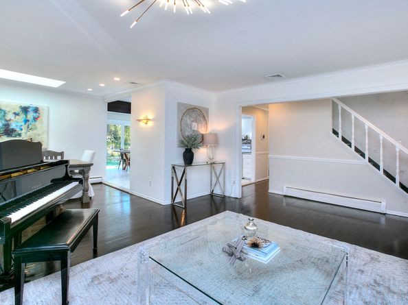 19 Woodchuck Court, Norwalk CT 06854