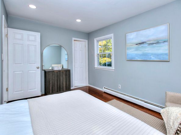 19 Woodchuck Court, Norwalk CT 06854