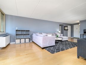 143 Hoyt Street APT 3B, Stamford CT 06905