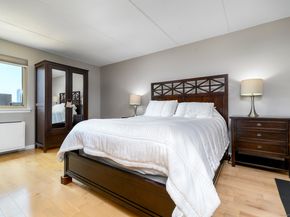 143 Hoyt Street APT 3B, Stamford CT 06905