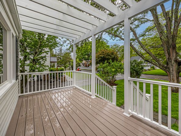 19 Jamroga Lane, Stamford CT 06905