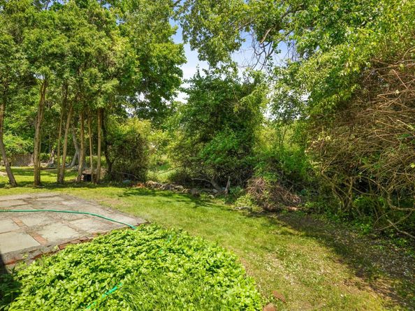 28 Crescent Park Road, Westport CT 06880