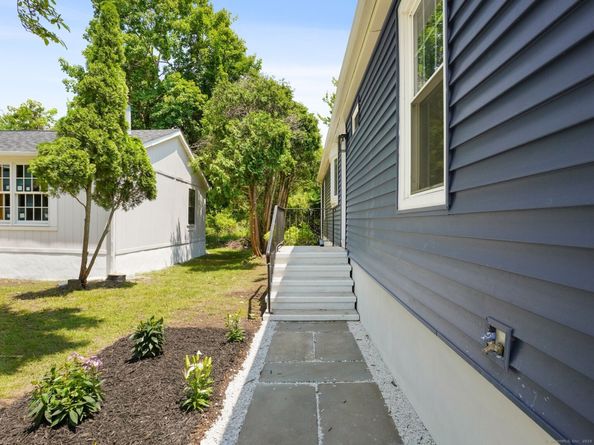 28 Crescent Park Road, Westport CT 06880