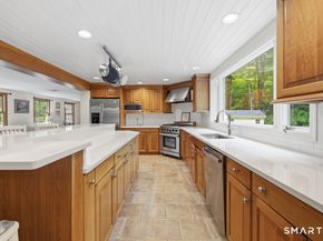 76 Pocahontas Road, Redding CT 06896