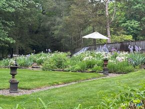 1960 North Street, Fairfield CT 06824