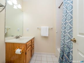 584 Hope Street 5, Stamford CT 06907