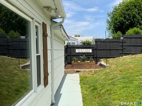 200 Little Deer Road, Bridgeport CT 06606