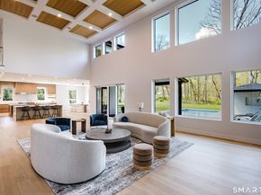 27 Old Oak Road, Easton CT 06612
