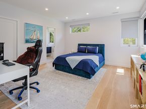 27 Old Oak Road, Easton CT 06612